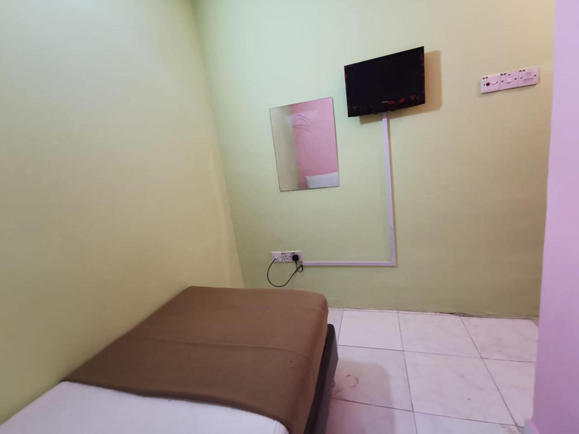 Super Oyo 90086 My Seven Days Inn جوهر بهرو المظهر الخارجي الصورة