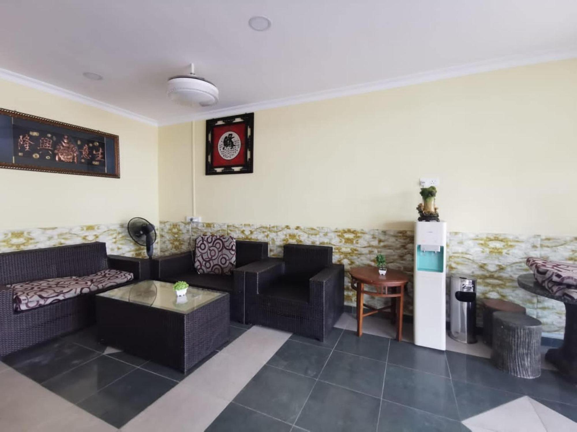 Super Oyo 90086 My Seven Days Inn جوهر بهرو المظهر الخارجي الصورة